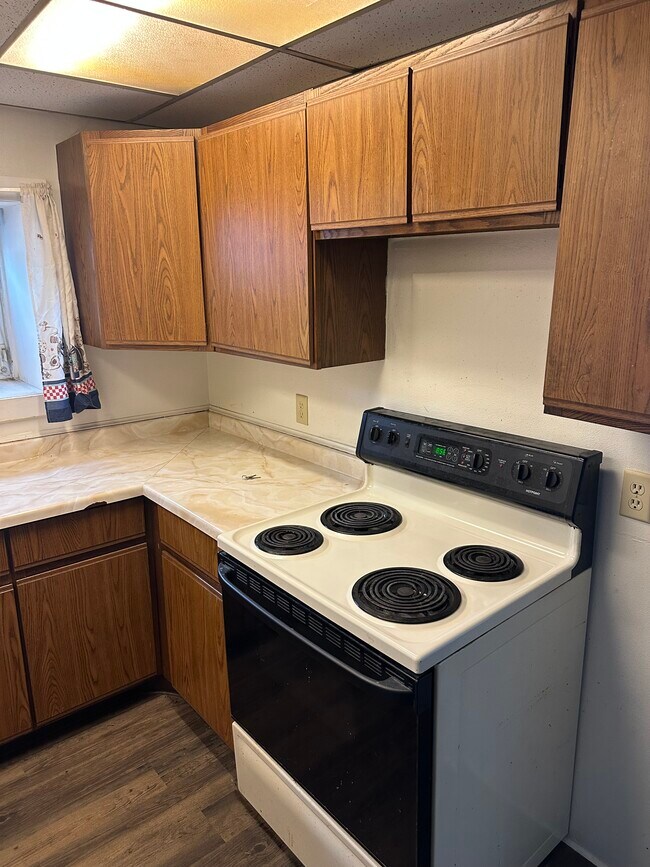 Photo - 305 W Railroad St Unit #3