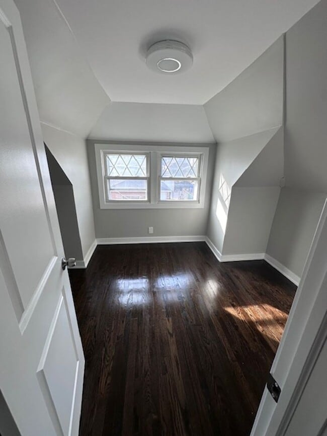 Photo - Garfield Ridge 4 Bedroom House