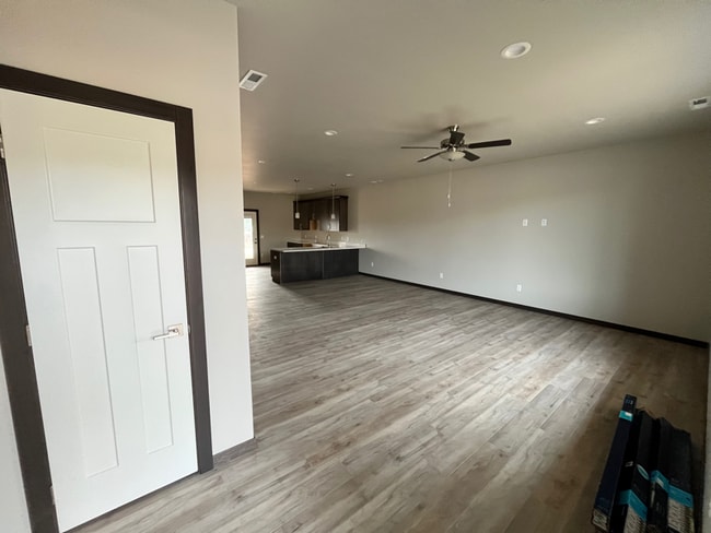 2212 Quartzite Dr