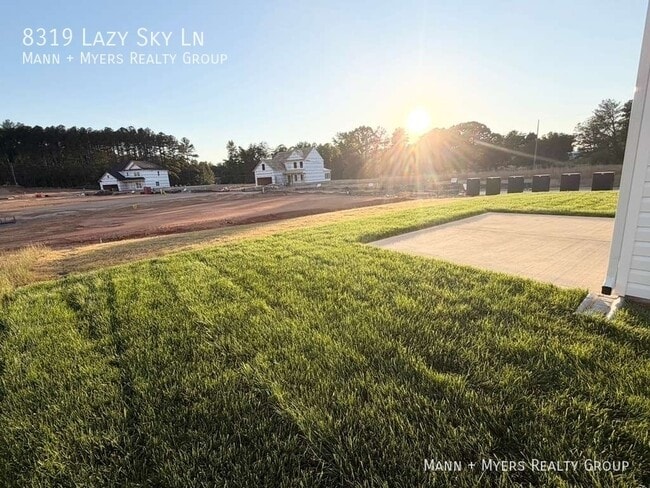 Photo - 8319 Lazy Sky Ln