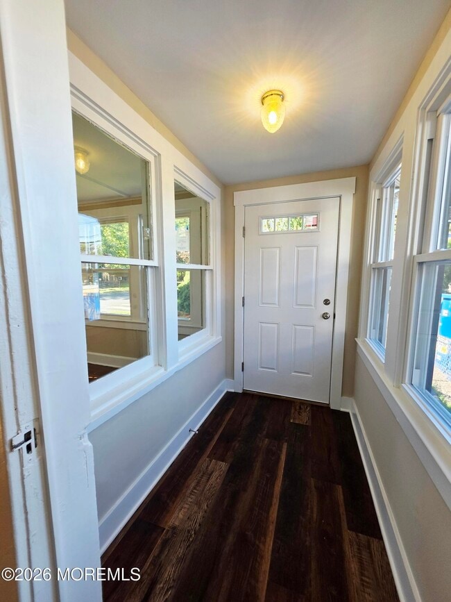 39 E Sunset Ave