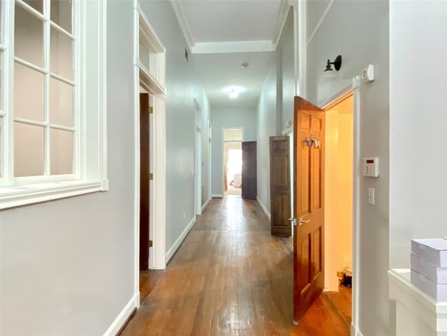 Photo - 2319 The Strand Unit 2A