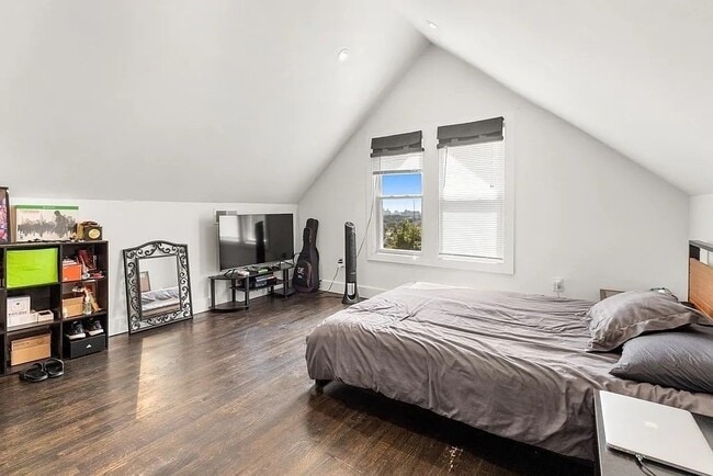 8 Murray Hill Rd