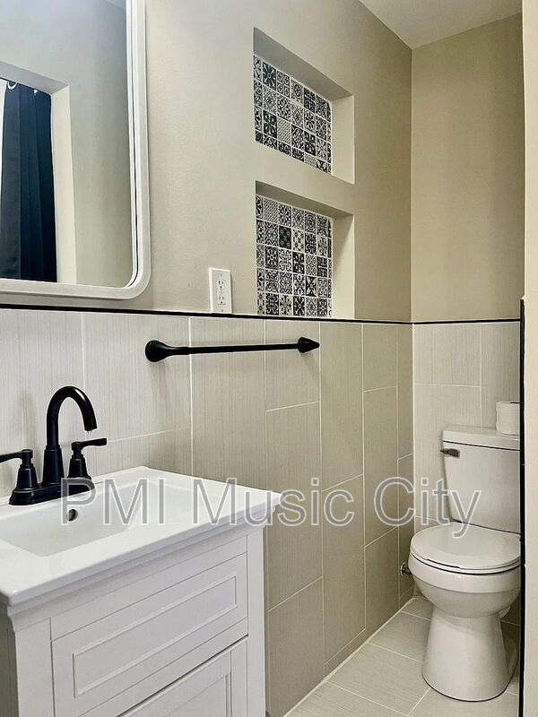 Photo - 322 Arrington St