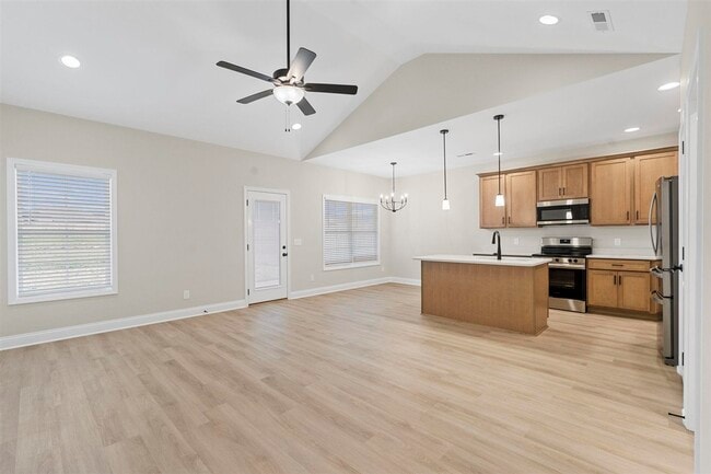 Photo - 1156 Shallowford St