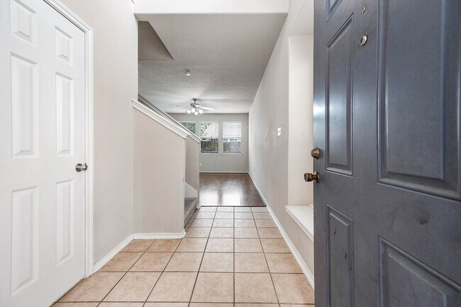Photo - 12415 Oriole Lake Way