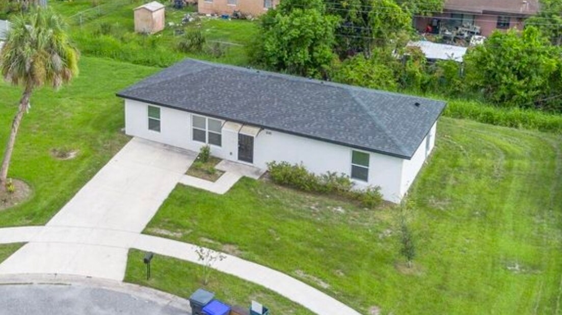 Photo - 845 Kenilworth Ct