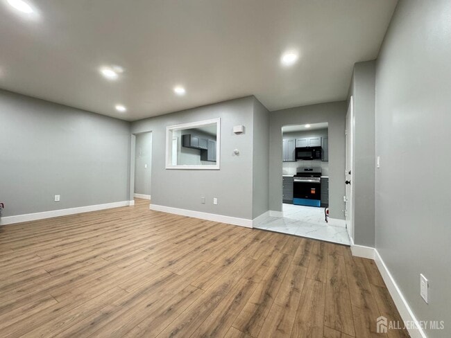1032 Cricket Ln