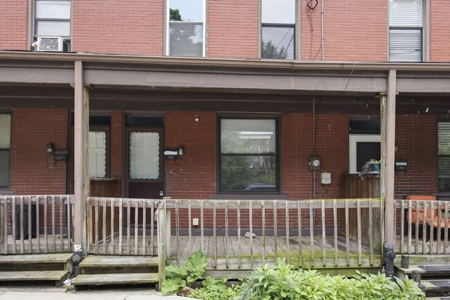 Building Photo - 225 Luray St Unit 219