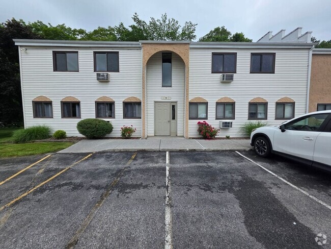 Building Photo - Beautiful 2 Bedroom Apartment - Wappingers...