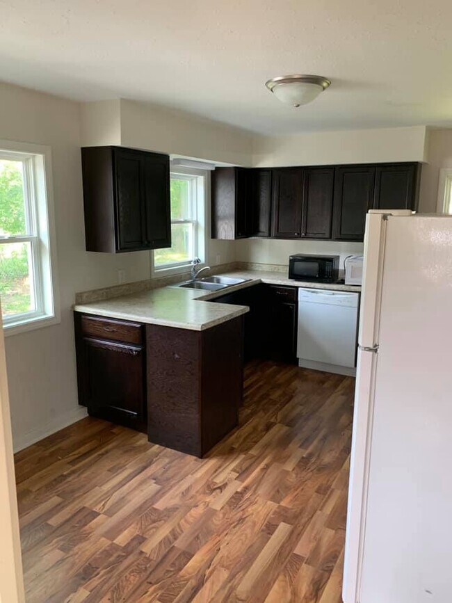 1217 Highland Ave Rental House Rental in Mankato, MN