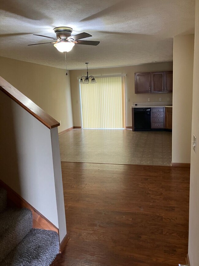 1046 Laurel Tree Ct Unit 1046-C Laurel Tree Ct