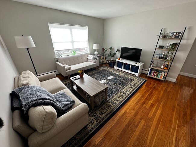 Photo - 45 Selkirk Rd Apartments Unit 11