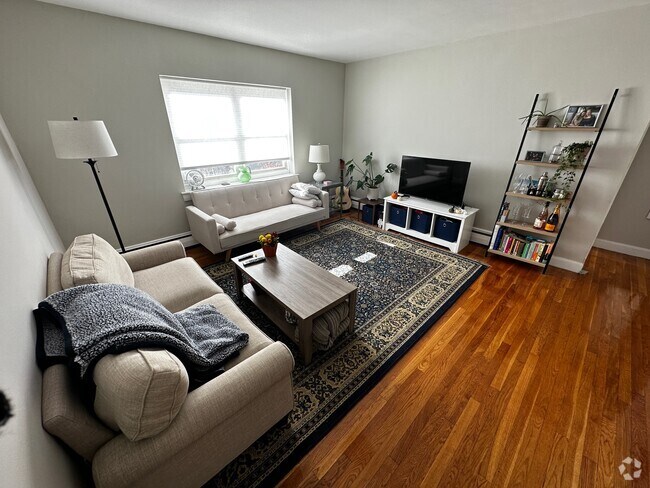 Building Photo - 45 Selkirk Rd Unit 11 Rental