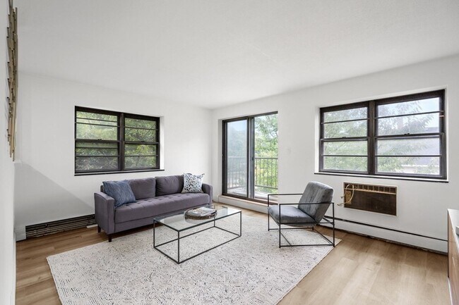 Photo - 4925 Washington St Unit 306