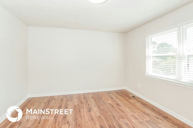 Photo - 129 Longvale Dr