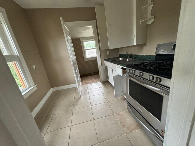 Photo - We accept section 8