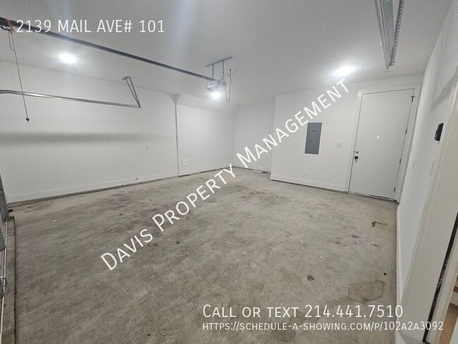 Photo - 2139 Mail Ave