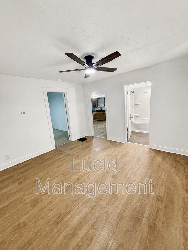 Photo - 1221 Vim Dr