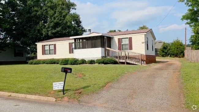 Building Photo - 108 Saxon Dr Rental