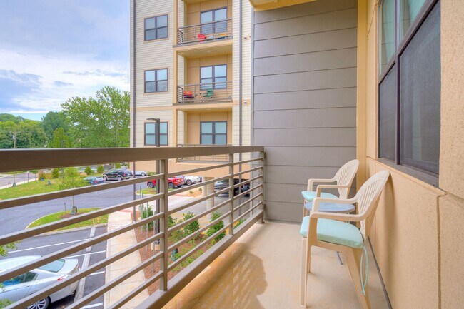 The Flats At Uptown