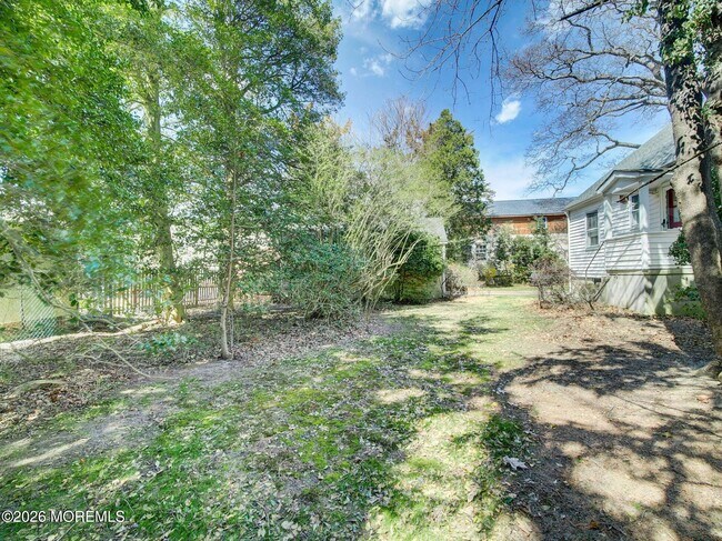 Photo - 224 Chatham Ave