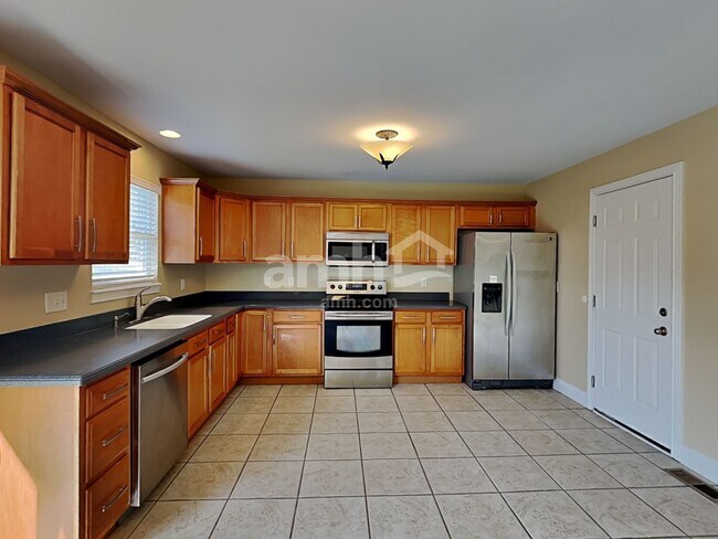 Photo - 2210 Scheper Ct