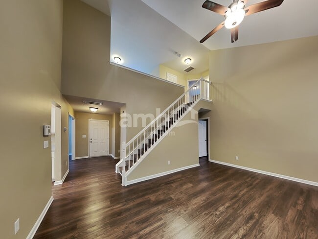 Photo - 2010 Cornflower Ln