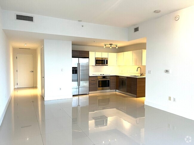 Building Photo - 1010 SW 2nd Ave Unit 1610 Rental