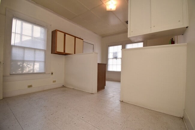 401 S Bonner St