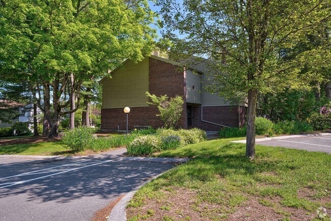 Building Photo - 236 Brown Bear Crossing Unit 236 Rental