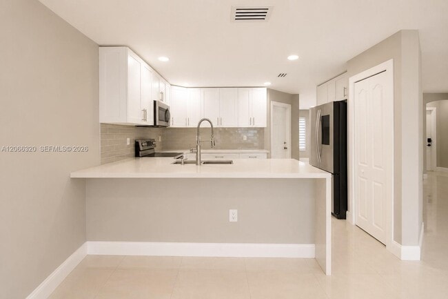 Photo - 16354 SW 48th Terrace