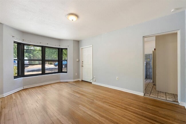 Photo - 1401 Kirkwood Rd