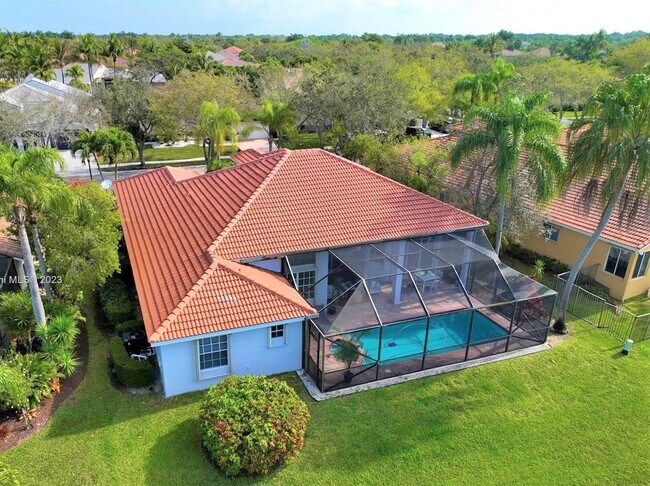 Photo - 2883 Oakbrook Dr