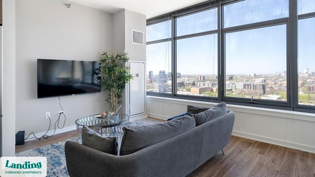 347 W Chestnut St Unit 1904