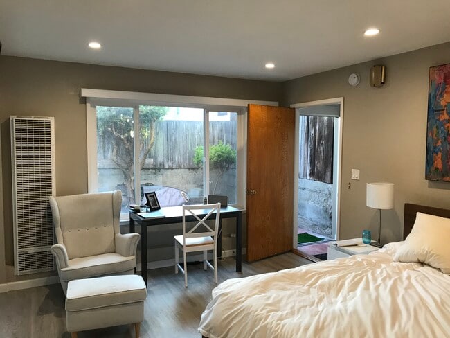 Main Room Looking Toward Backyard - 1215 43rd Ave Unit 1215