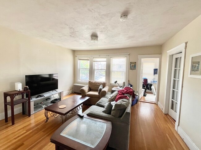 Photo - 292 Foster St Unit 2