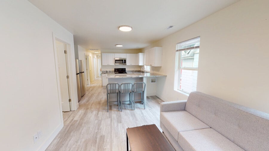 Photo - 1214 Washtenaw Ct-1214-3