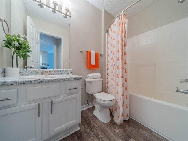 The Avenues of Lakeshore