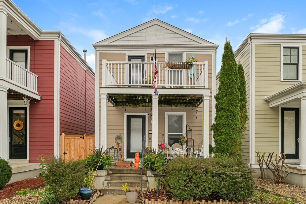 Photo - 3265 Simeon Bunker St