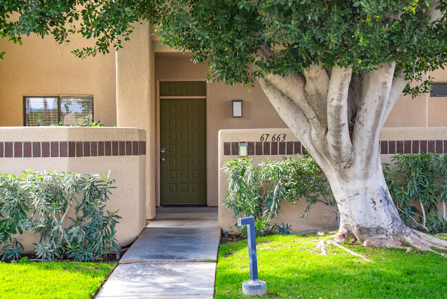 Building Photo - 67663 Lagos Way Rental