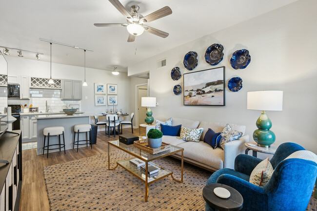 Building Photo - Somerset at Madison Rental