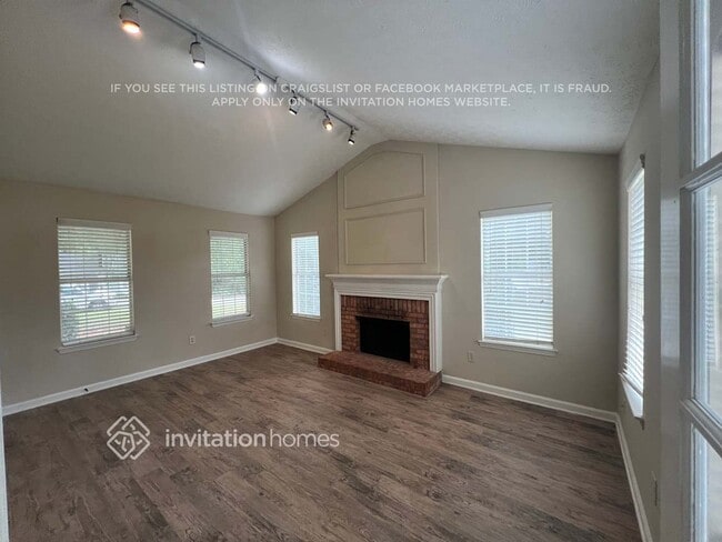 Photo - 2909 Da Vinci Blvd