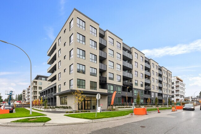 Photo - Brand New 1 Bed + Den Penthouse in Fleetwo... Unit 605