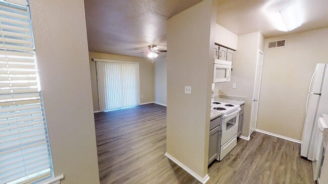 Bosque River Apartments