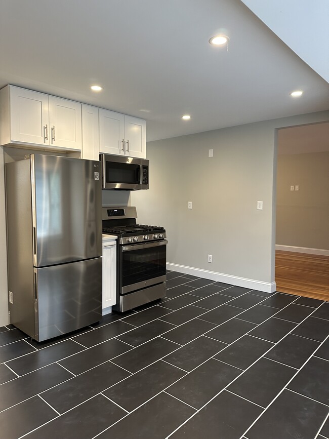 Photo - 16 Morton St Apartments Unit 2F