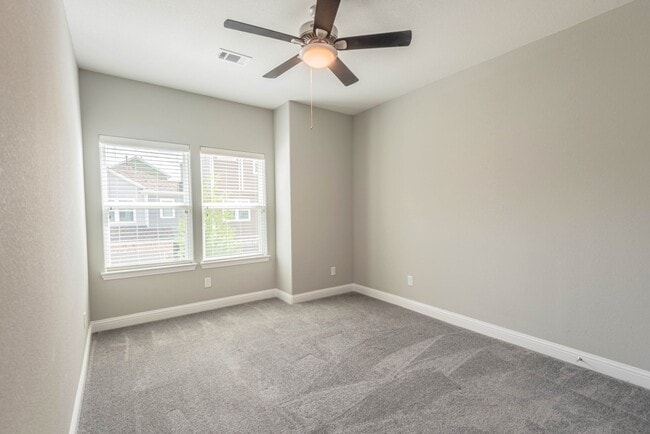 Photo - 5431 Camaguey St