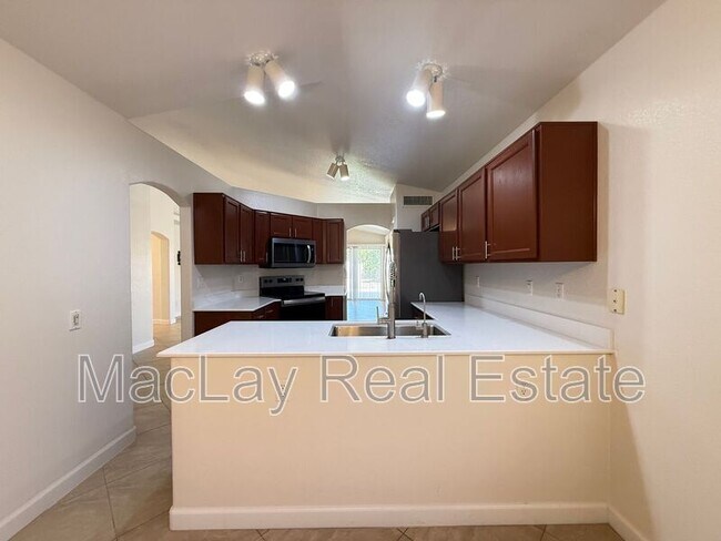 Photo - 766 E Baylor Ln