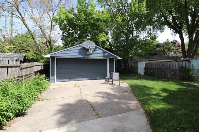 Yard and Garage - 1315 Orchard Ave