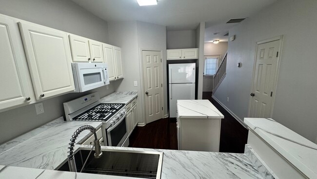 Photo - 3385 Hidden Cove Cir